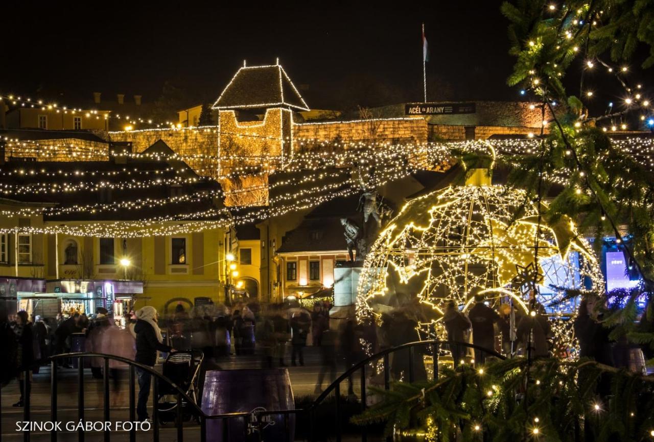 Kokusz Apartmanok Eger Bagian luar foto